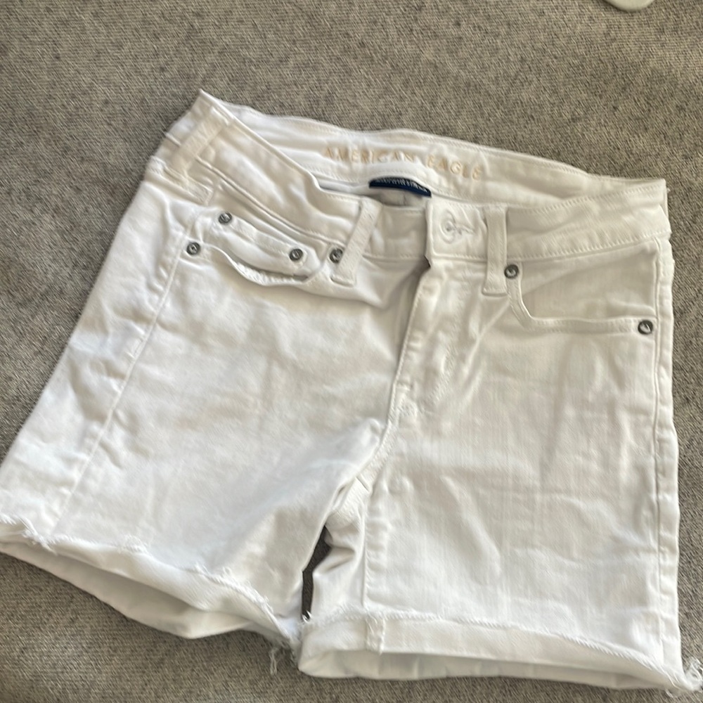 Size 4 White American Eagle Denim Shorts